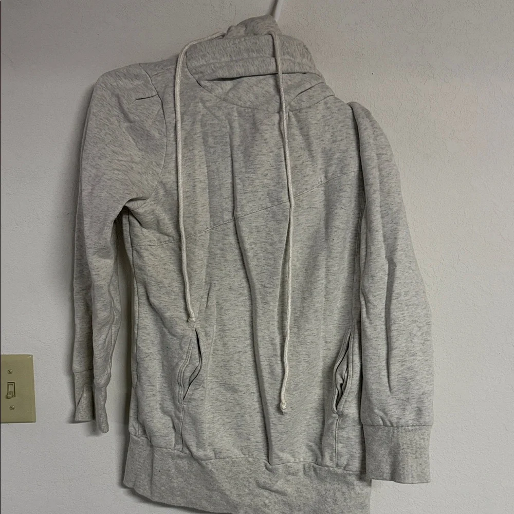 Gray Women’s Hoodie Sweater - Picture 1 of 3